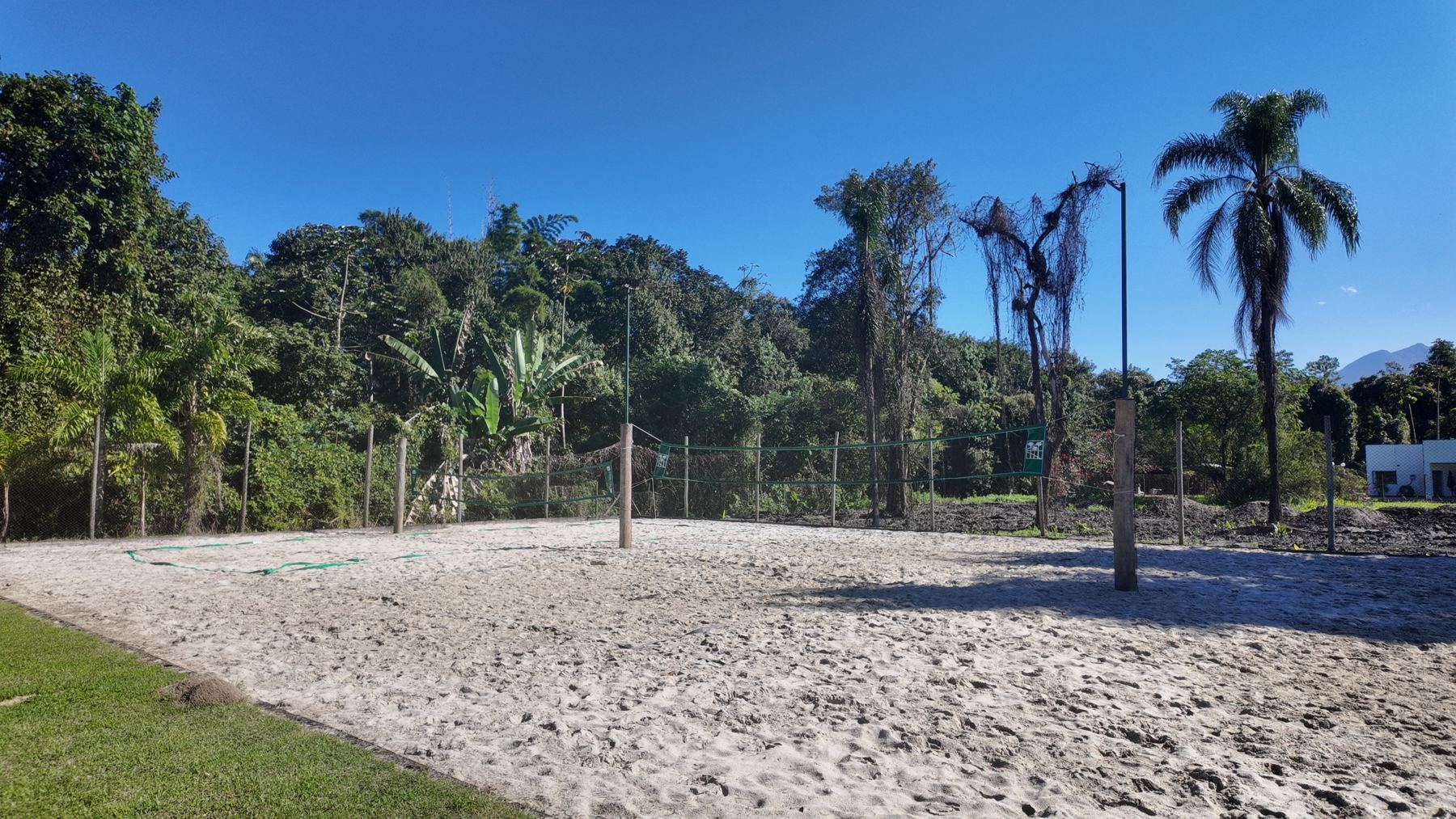 Quadra de areia do condomínio